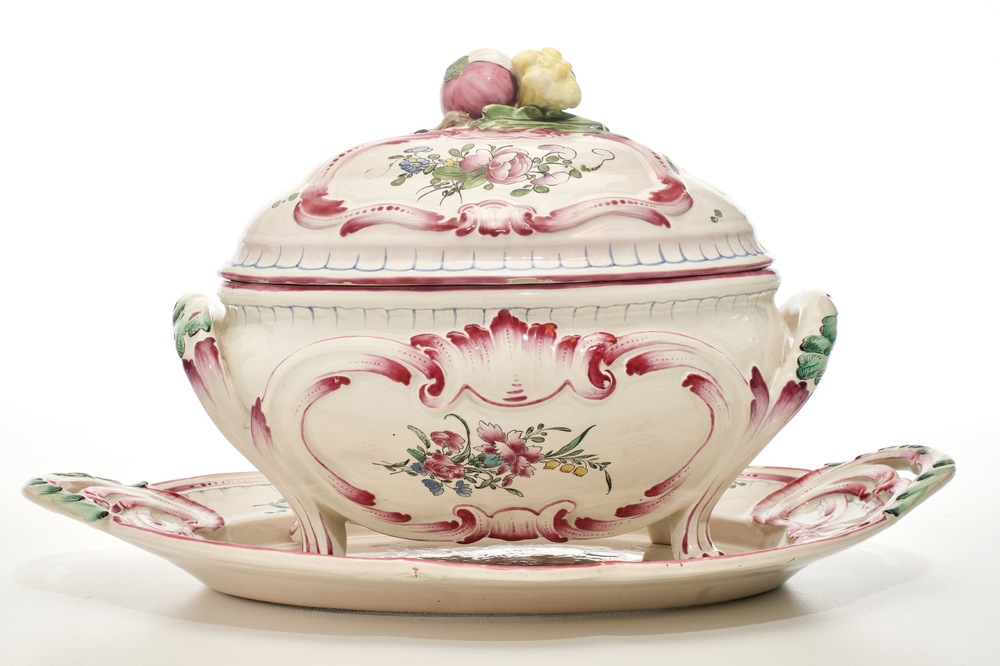 A French faience de l'Est tureen and cover on stand, 19th C.